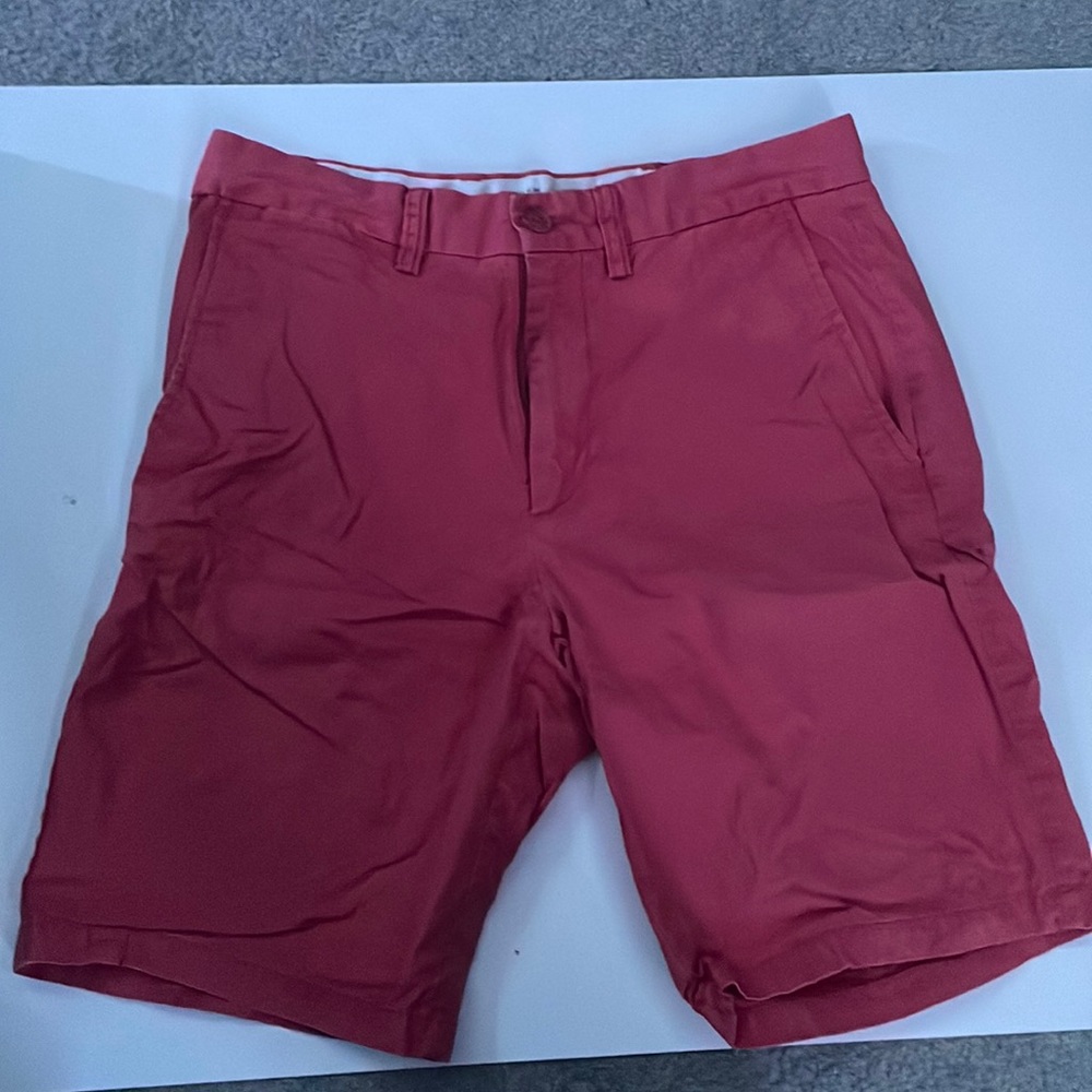 Old navy khaki shorts